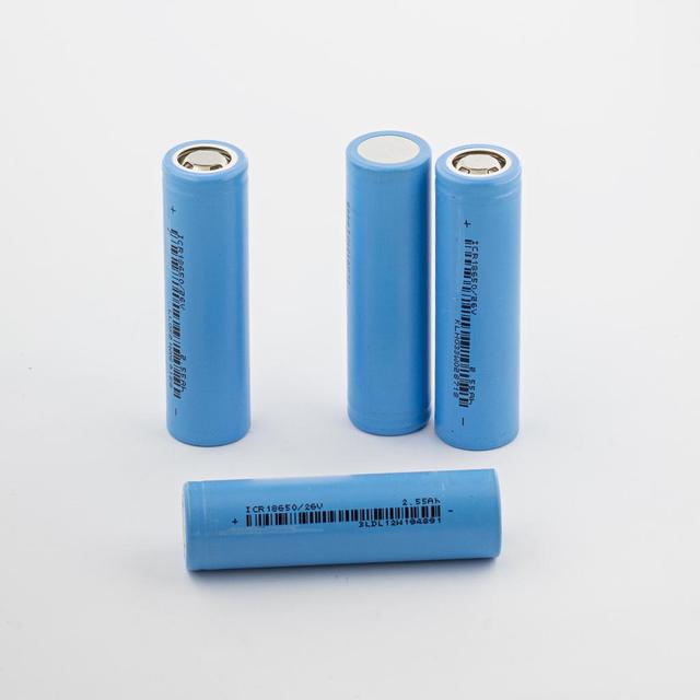 Акумулятор Eve ICR18650-26V, 2600 mAh, 3.7 V, струм розряду (max) – 7.5A