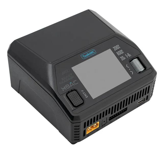 Зарядний пристрій ToolkitRC M8AC, 600W, 2-8S, з вбудованим блоком живлення на 200W